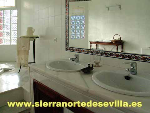 open slide show Casa Rural El Andreal