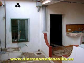 abrir galería de fotos casa en cazalla
